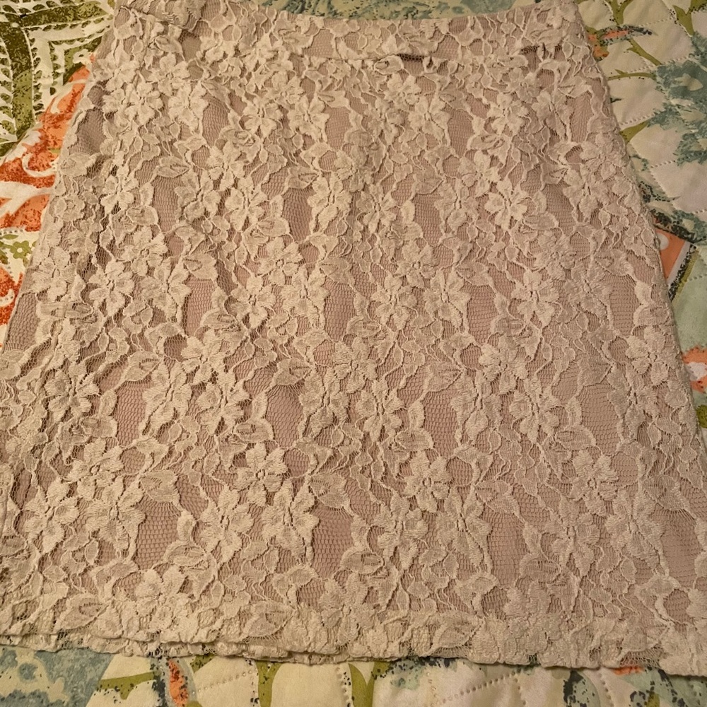 Cupio lace skirt